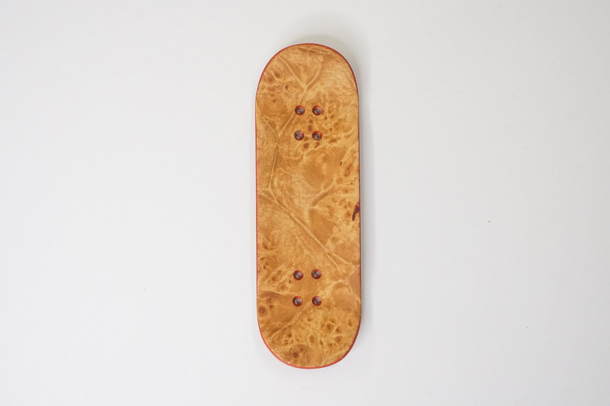 Univerque Fingerboard Deck - TraWoo SE Maple Root 002 - mc_wb43_w32, symmetrical