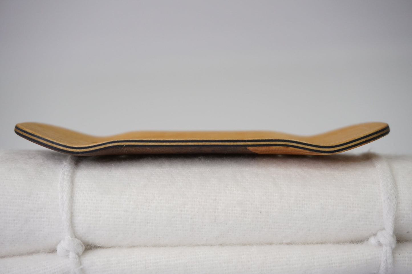 Univerque Fingerboard Deck - TraWoo Maca 004 - hc_wb41_w32, symmetrical