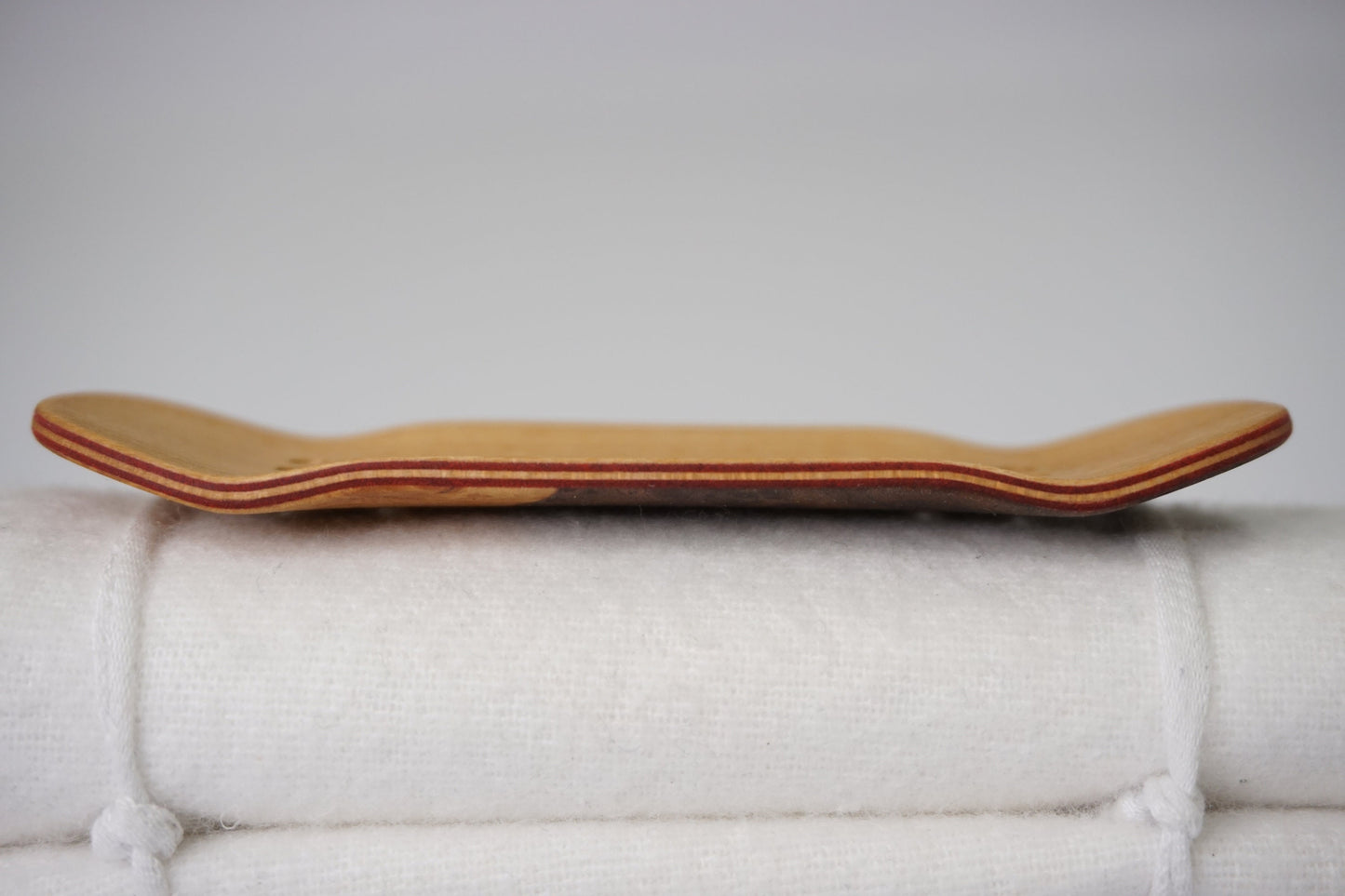 Univerque Fingerboard Deck - TraWoo Maca 001 - hc_wb43_w32, symmetrical