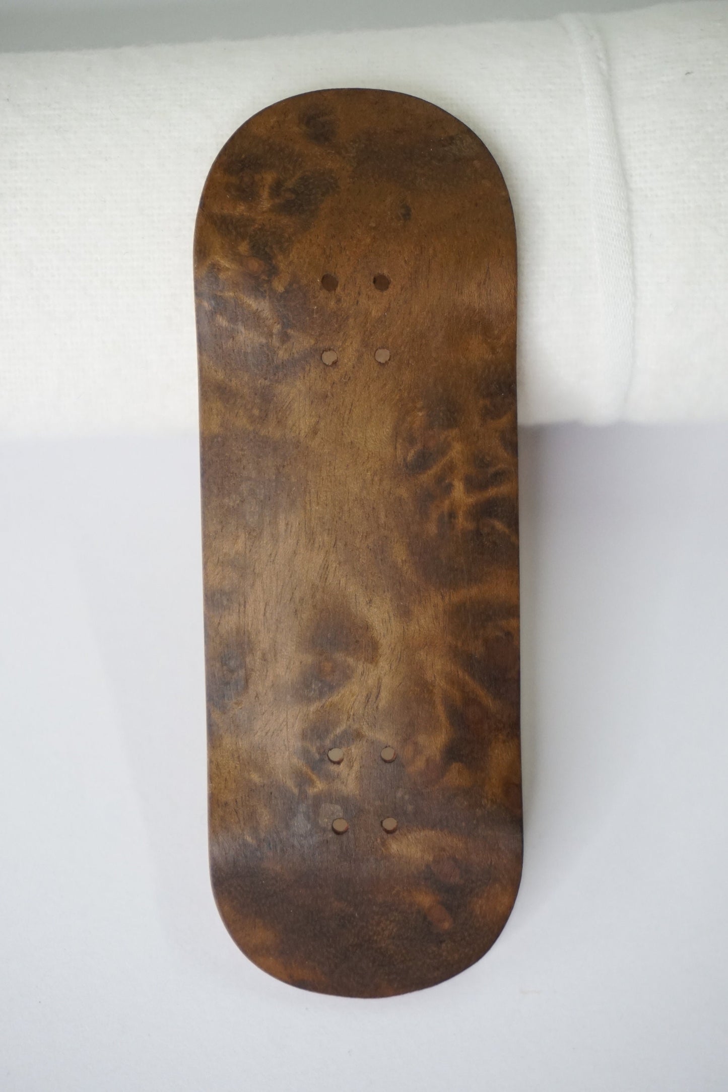 Univerque Fingerboard Deck - TraWoo Myrtle Root 001 - hc_wb43_w34, symmetrical