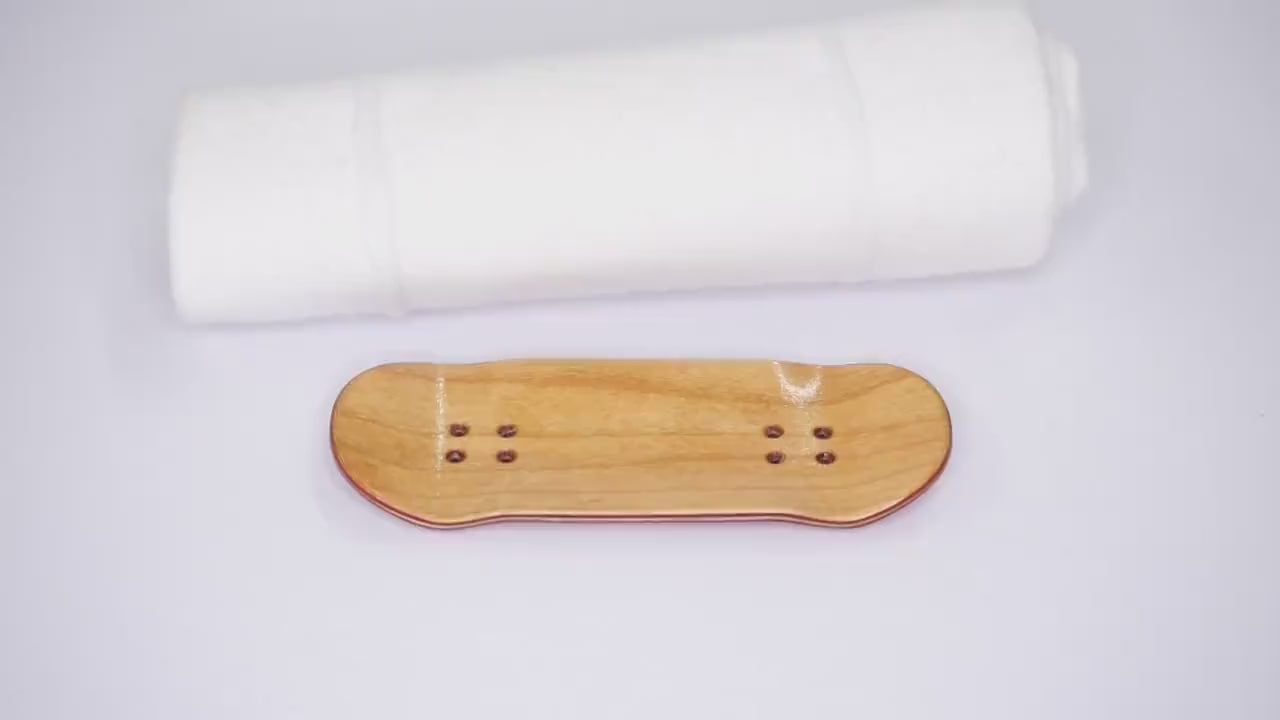 Univerque Fingerboard Deck - TraWoo Maple Root 006 - hc_wb43_w34, symmetrical