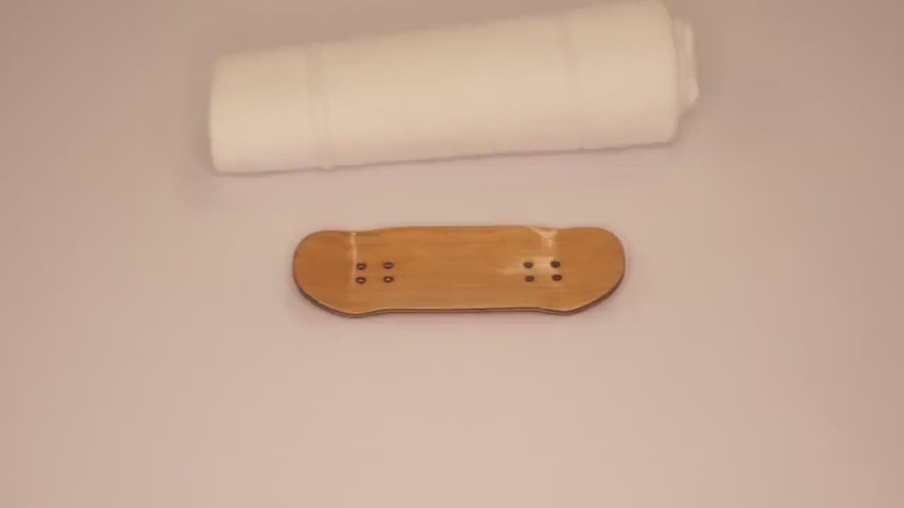 Univerque Fingerboard Deck - TraWoo Mava 001 - hc_wb41_w34, symmetrical