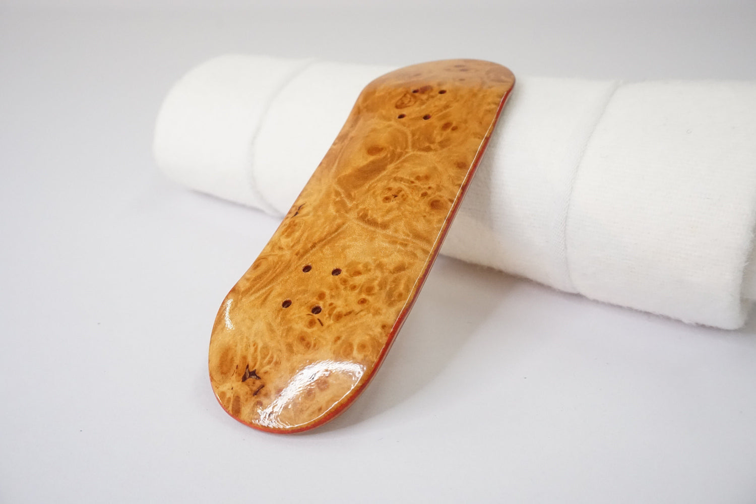 Univerque Fingerboard Deck - TraWoo SE Maple Root 001 - mc_wb41_w32, symmetrical