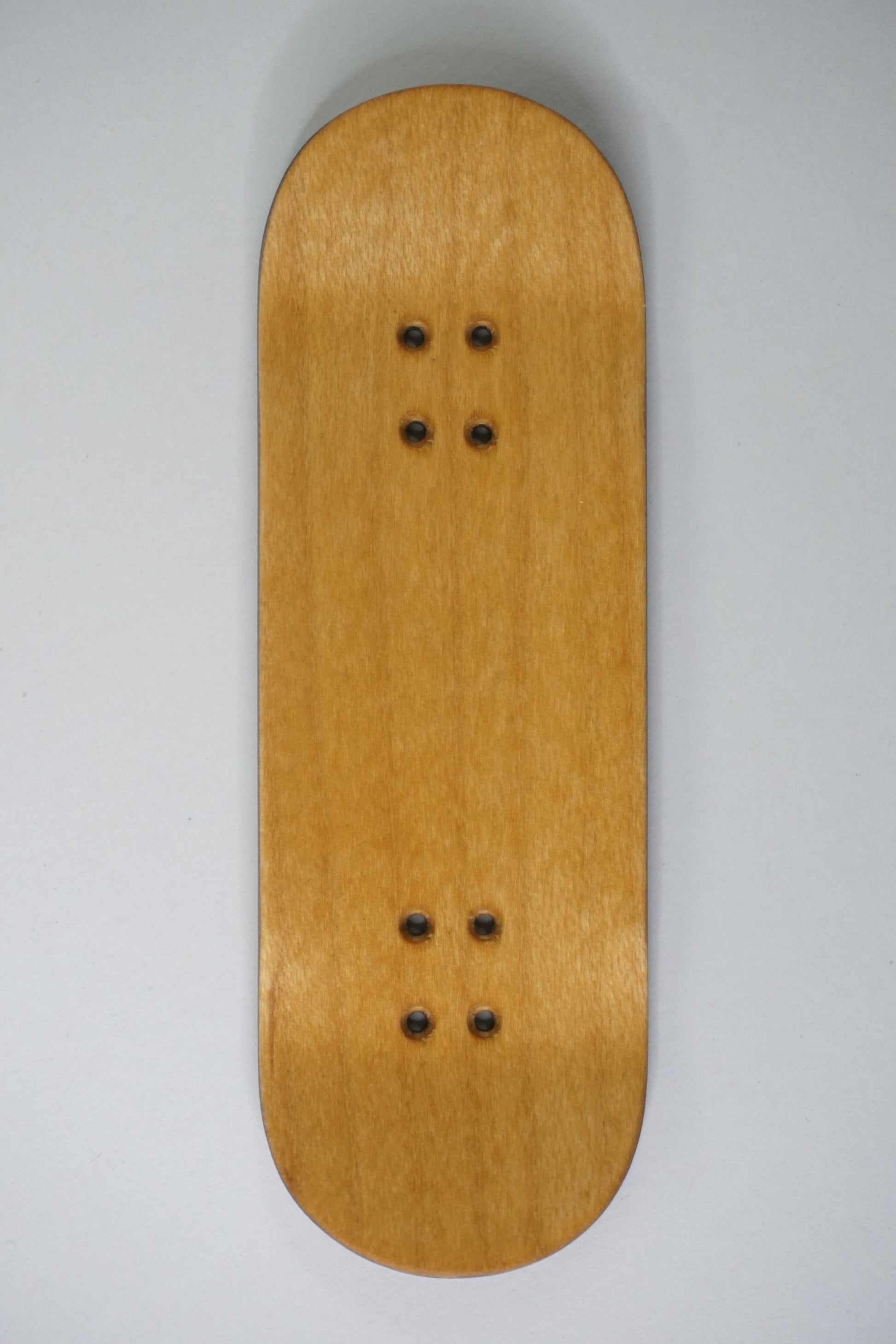 Univerque Fingerboard Deck - TraWoo Camphor Root 005 - mc_wb41_w32, symmetrisch