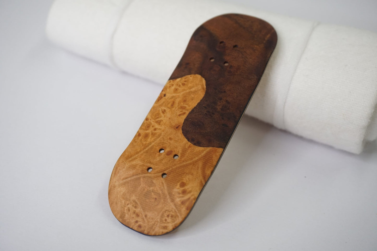 Univerque Fingerboard Deck - TraWoo Maca 004 - hc_wb41_w32, symmetrical