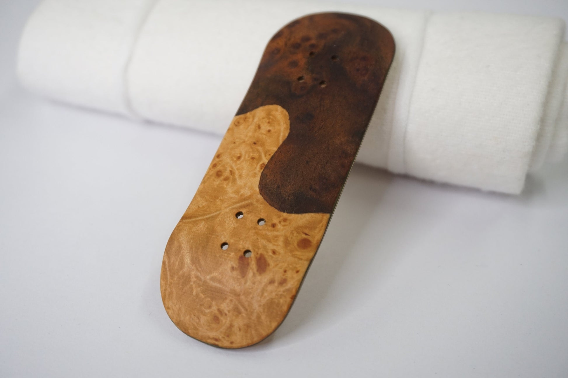 Univerque Fingerboard Deck - TraWoo Maca 007 - hc_wb39_w32, symmetrical