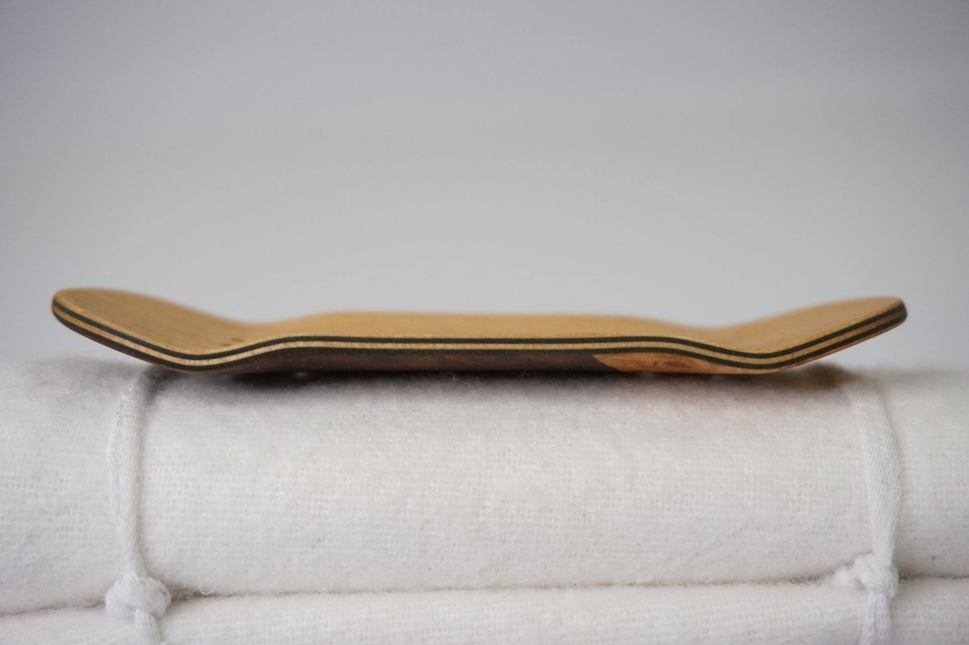 Univerque Fingerboard Deck - TraWoo Maca 007 - hc_wb39_w32, symmetrical