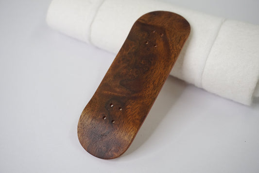 Univerque Fingerboard Deck - TraWoo Camphor Root 006 - mc_wb43_w34, symmetrical