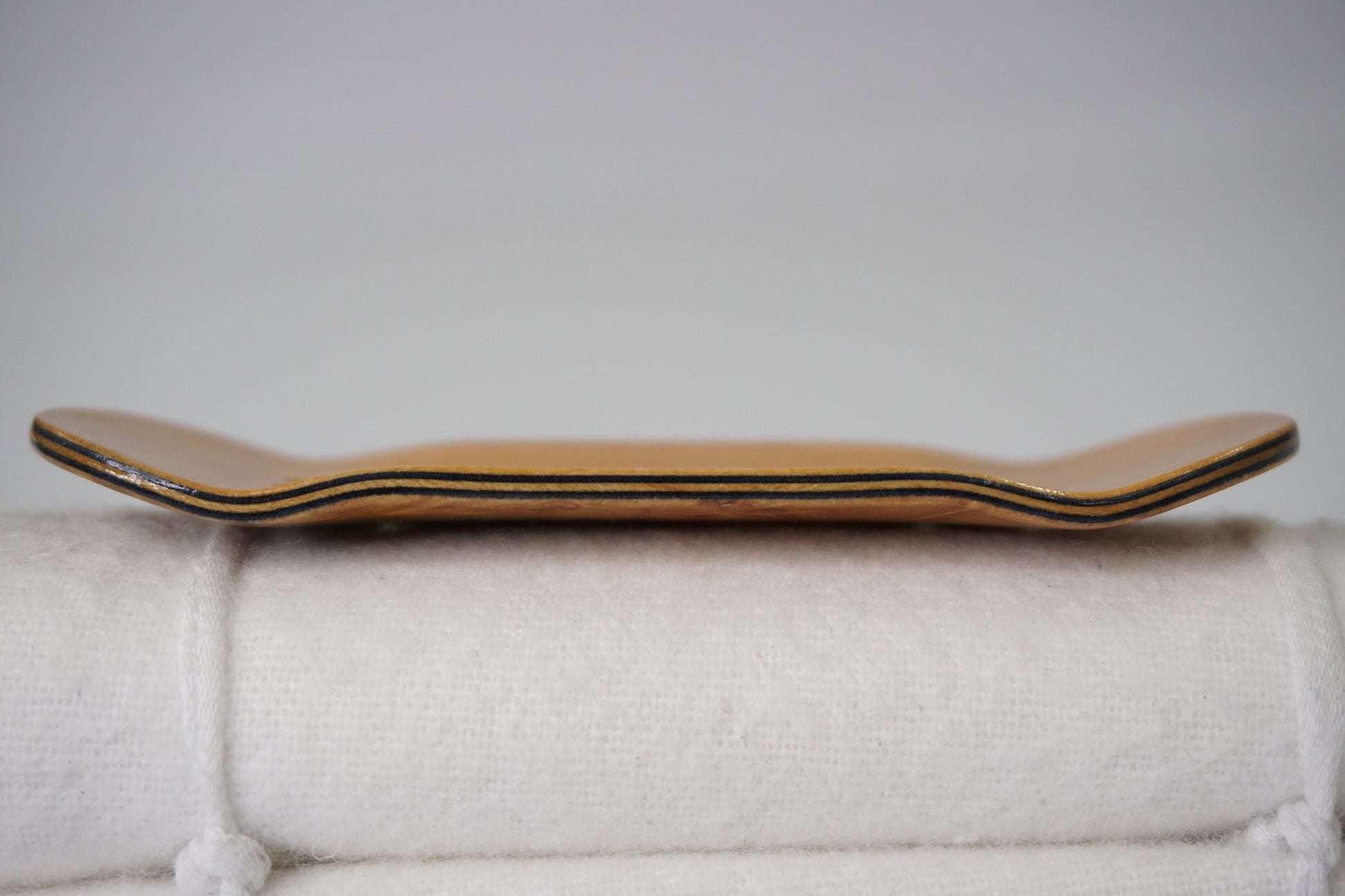 Univerque Fingerboard Deck - TraWoo Mava 001 - hc_wb41_w34, symmetrical