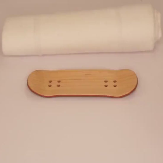 Univerque Fingerboard Deck - TraWoo Myrtle Root 002 - mc_wb43_w34, symmetrical